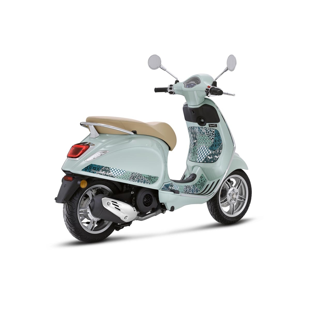 Vespa Primavera Batik - Afbeelding 2